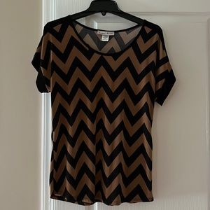 Short sleeve dress too